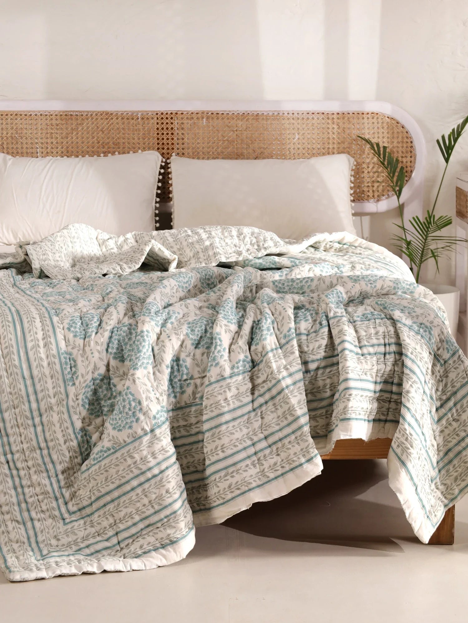 All Season Jaipuri Quilt | 100% Pure Cotton | Block Print | Double Bed - Rhea